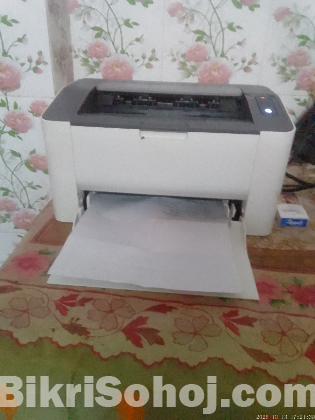 Hp lazer printer 107 a